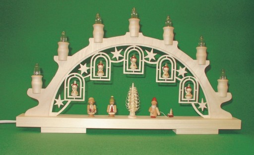 Schwibbogen mit Engelkapelle sitzend und Weihnachtsfiguren stehend; Lnge ca. 46cm