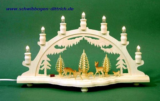 Schwibbogen Waldmotiv mit Figuren; 46cm lg.x14cm br.,7 el..Kerzen